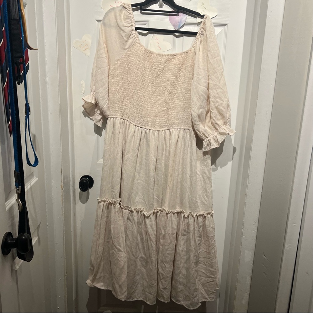 Ivy City Co Cream Lani Puff Sleeve Midi Dress - Picture 5 of 5